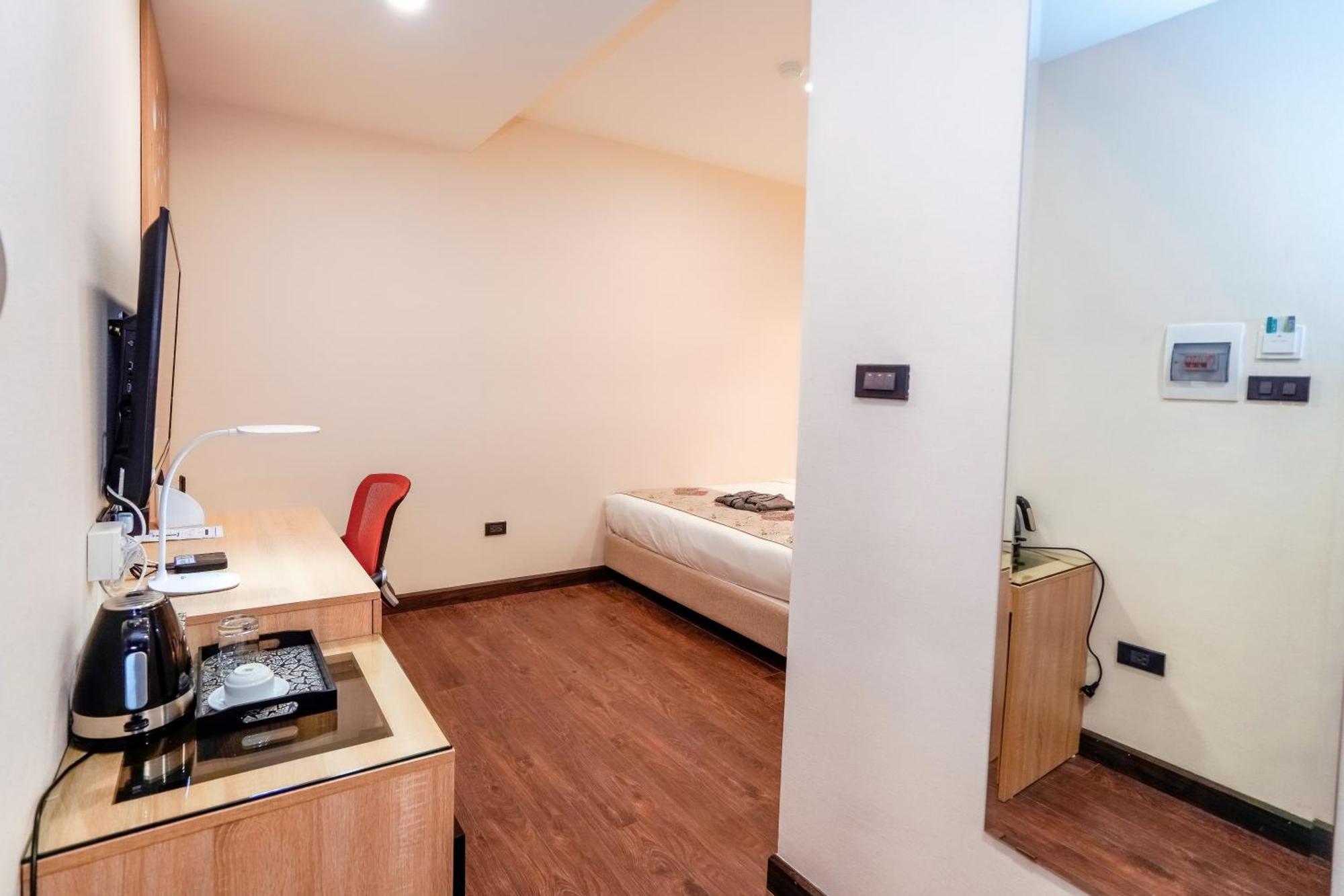 Momizi Hotel Хайфон Экстерьер фото